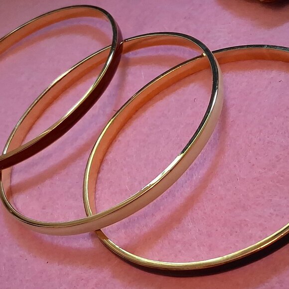 Bangle Bracelets -- Enamel -- Set of 4 -- 2 3/4" Diameter -- Red White Blue - Picture 6 of 11